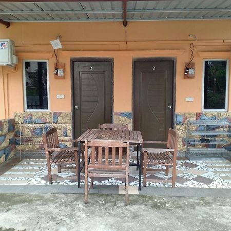 Homestay Pekan ראנאו מראה חיצוני תמונה